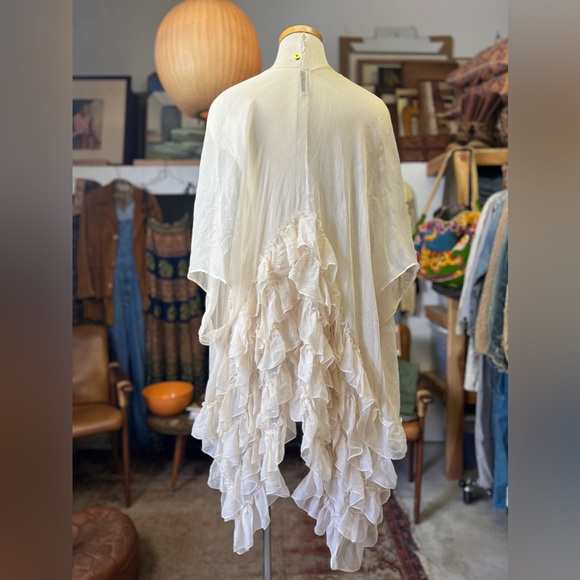Kite & Butterfly Dreamy Ethereal Silk Chiffon Ruffled Capelet OSFA Made in LA - Picture 5 of 6